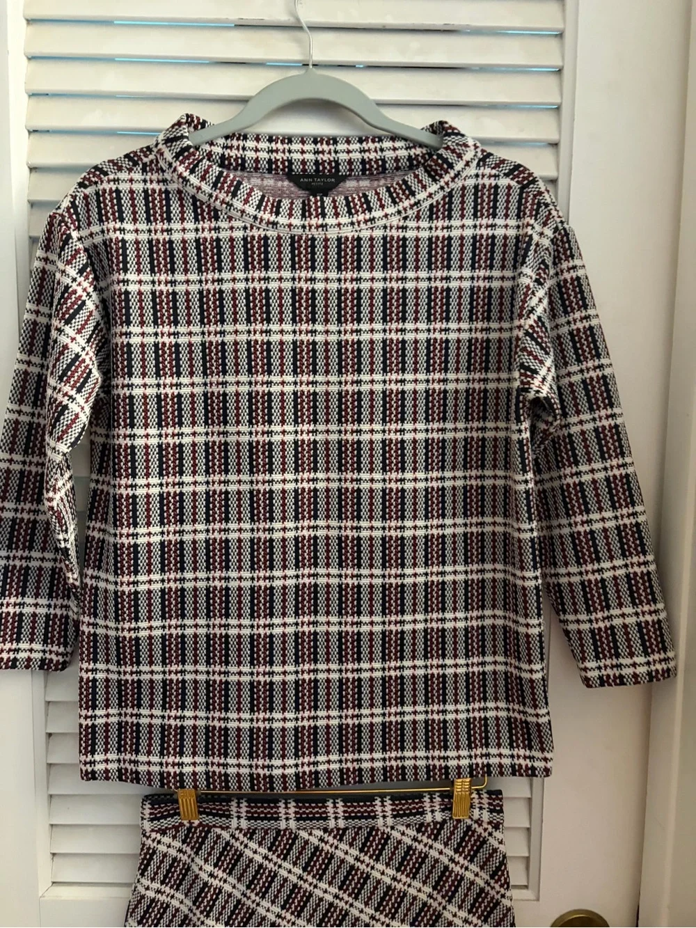 Ann Taylor Black, White & Red Plaid Skirt Set